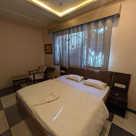 Hotel Kishori Vatika Ramnagar  Zewnętrze zdjęcie