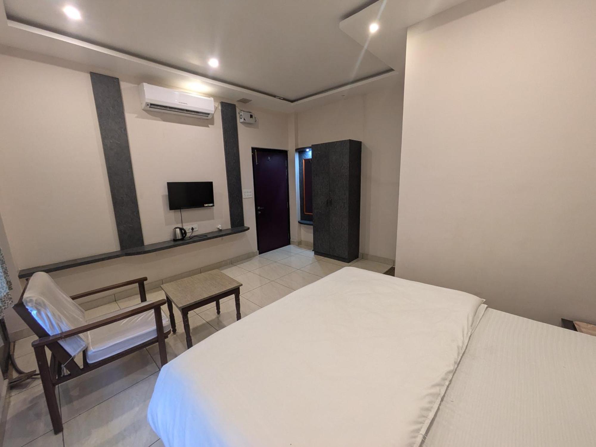 Hotel Kishori Vatika Ramnagar  Zewnętrze zdjęcie