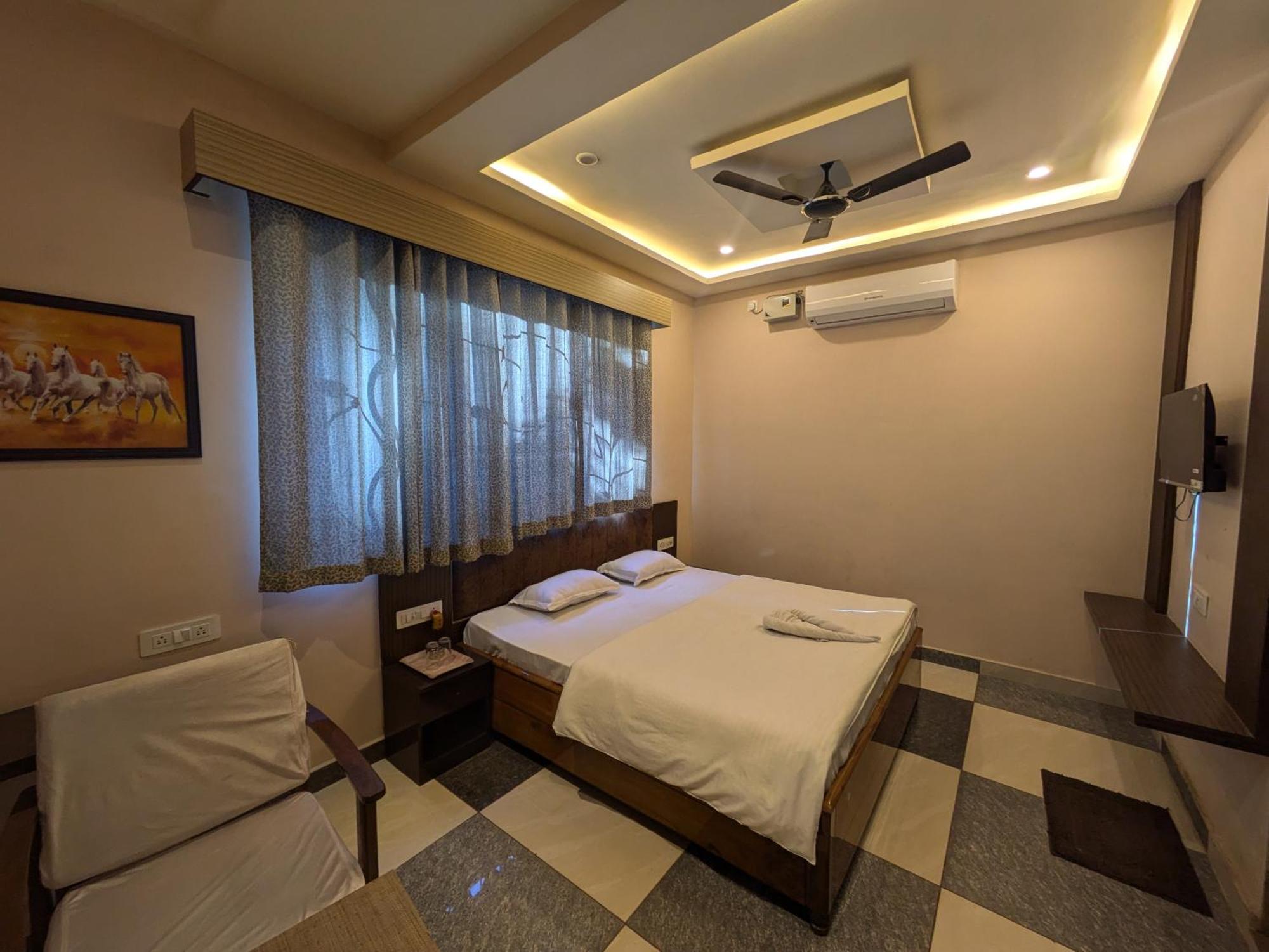 Hotel Kishori Vatika Ramnagar  Zewnętrze zdjęcie