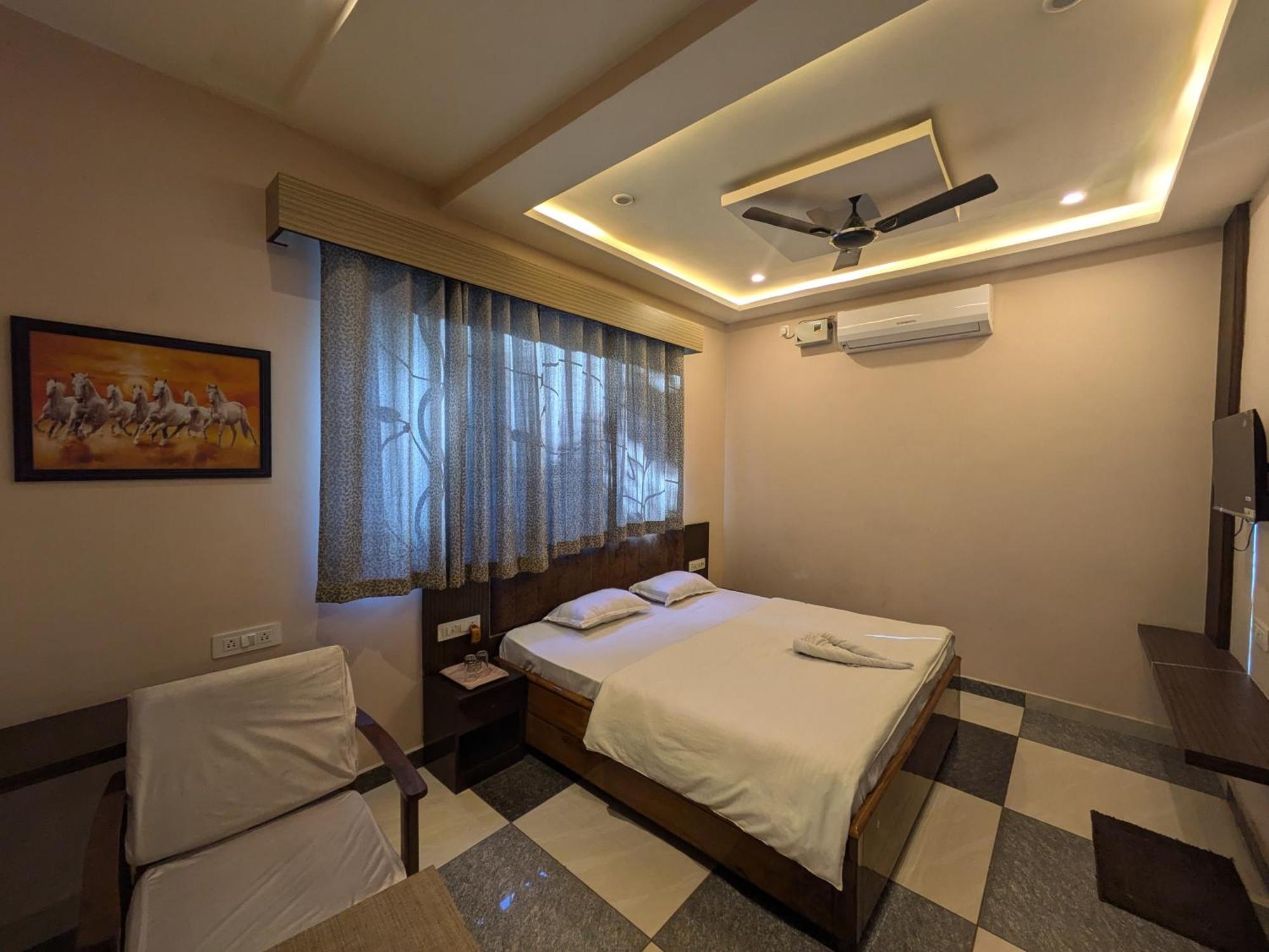 Hotel Kishori Vatika Ramnagar  Zewnętrze zdjęcie